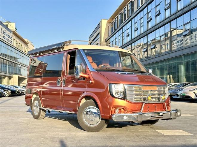 出新款式复古风款式外观真好看新葡京博彩江铃福顺宿营车又(图3) 出新款式复古风款式外观真好看新葡京博彩江铃福顺宿营车又(图3)