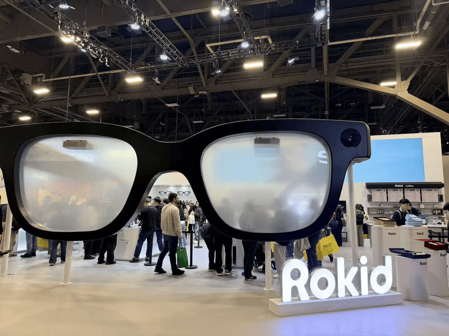 ：9大方向最火中企霸场机器人全明星乱斗澳门新葡京暴走2万步逛CES2026(图17)