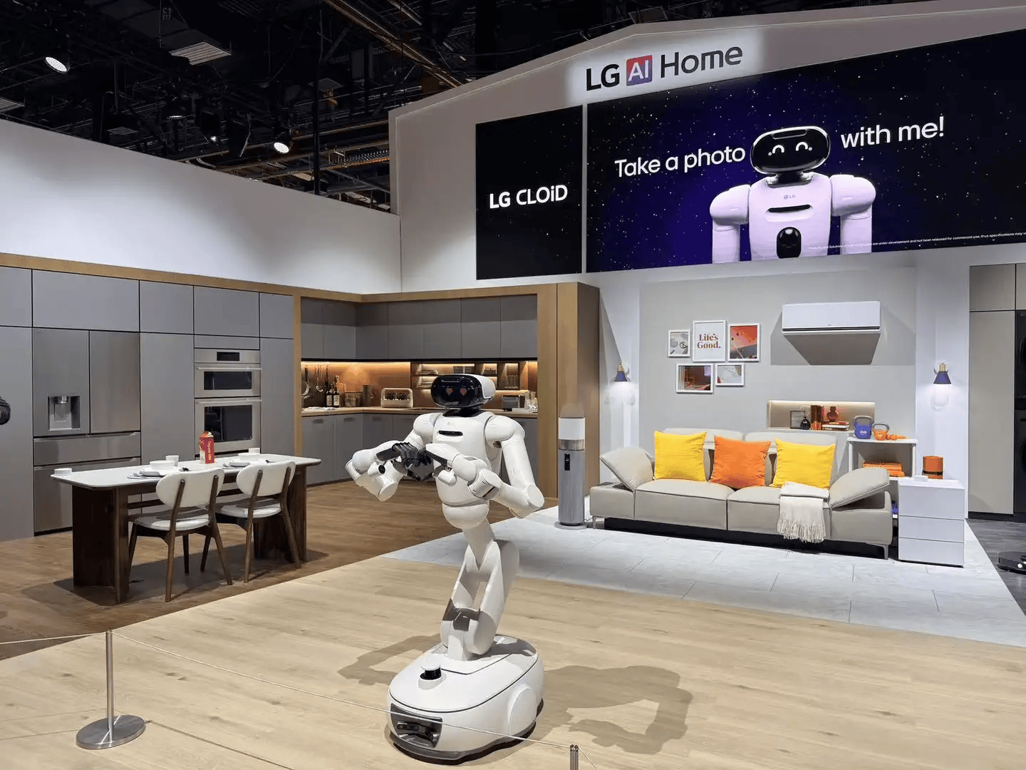 ：9大方向最火中企霸场机器人全明星乱斗澳门新葡京暴走2万步逛CES2026(图80)